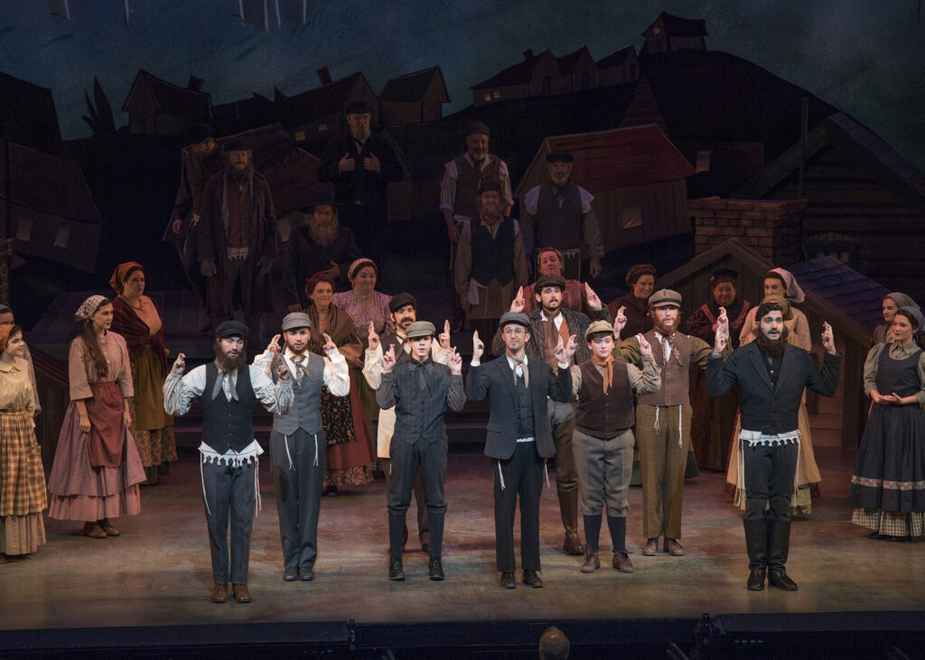 Lyric Theatre's 2016 production of FIDDLER ON THE ROOF