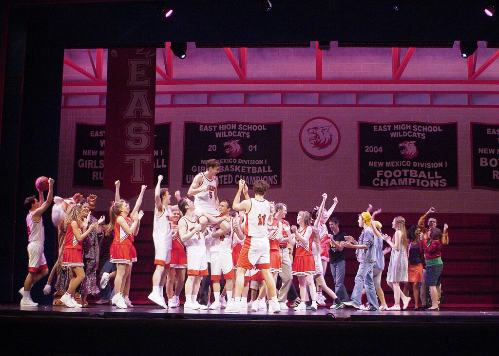 Lyric Theatre's DISNEY'S HIGH SCHOOL MUSICAL Lyric Theatre's 2007 production of DISNEY'S HIGH SCHOOL MUSICAL. Photo by Wendy Mutz.